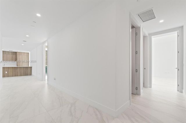 17550 Collins Ave 501, Sunny Isles Beach, FL 33160