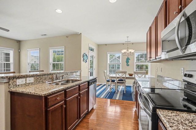 705 Ashland Ave., North Myrtle Beach, SC 29582