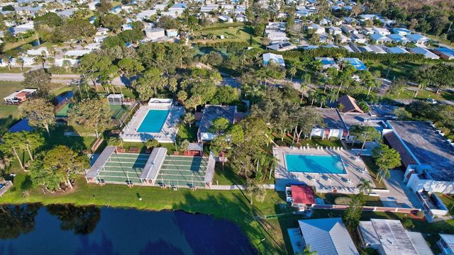 34 Nogales Way, Port St. Lucie, FL 34952