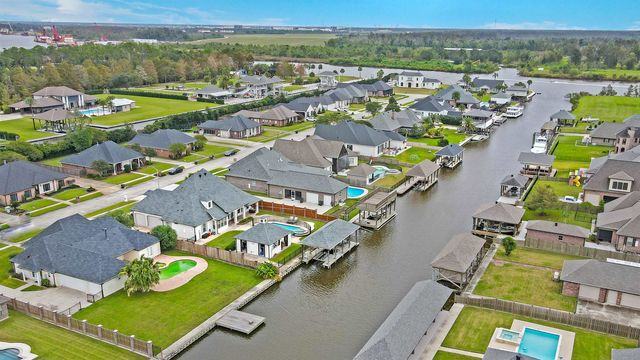 338 Tulip Dr, Houma, LA 70360
