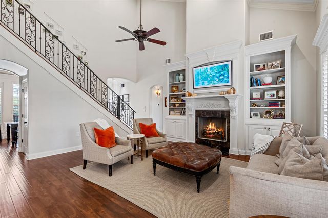 338 Tulip Dr, Houma, LA 70360