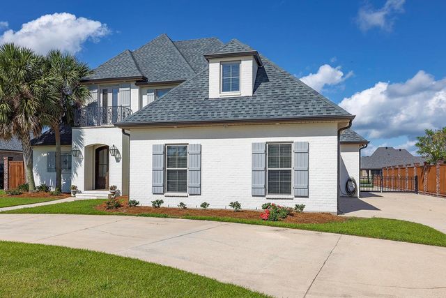 338 Tulip Dr, Houma, LA 70360