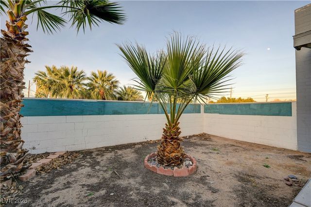 1400 South 17th Street, Las Vegas, NV 89104