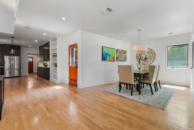 201 CHICHESTER PL, San Antonio, TX 78209