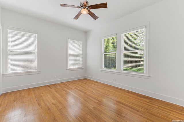 201 CHICHESTER PL, San Antonio, TX 78209