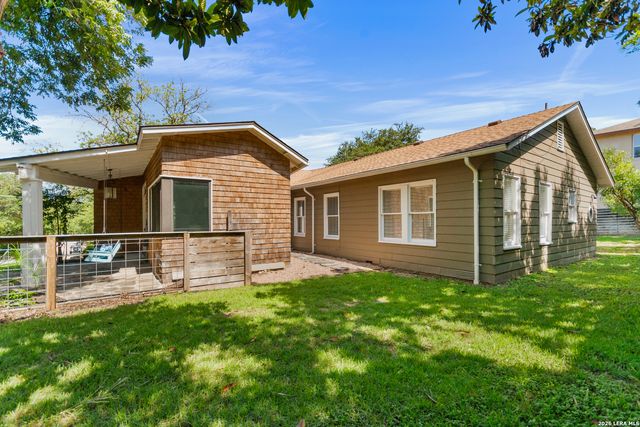 201 CHICHESTER PL, San Antonio, TX 78209