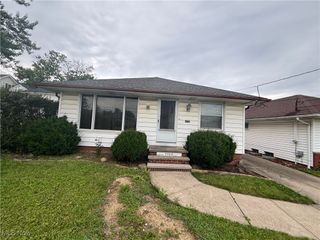 5368 E 129th Street, Garfield Heights, OH 44125