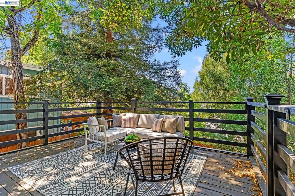 Image 19 of property listing at 3851 Madrone Ave, Oakland, CA 94619