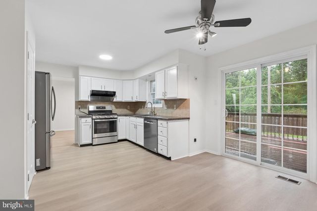 10 BASTILLE LOOP, Newark, DE 19702