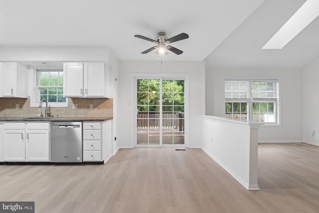 10 BASTILLE LOOP, Newark, DE 19702