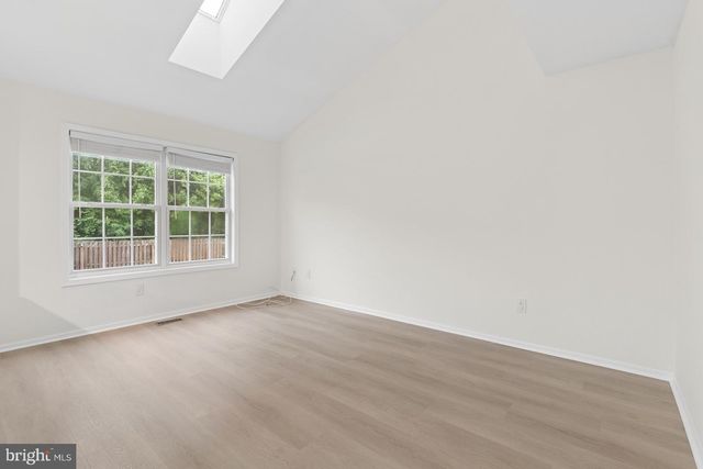 10 BASTILLE LOOP, Newark, DE 19702