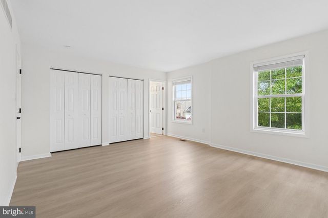10 BASTILLE LOOP, Newark, DE 19702