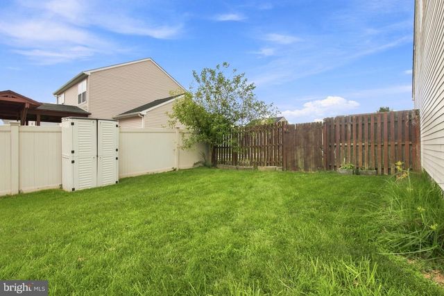 10 BASTILLE LOOP, Newark, DE 19702