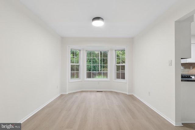 10 BASTILLE LOOP, Newark, DE 19702