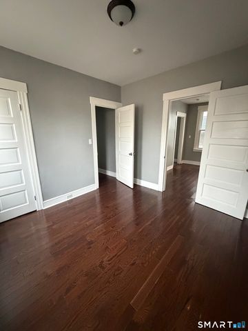 327 Newhall Street, New Haven, CT 06511