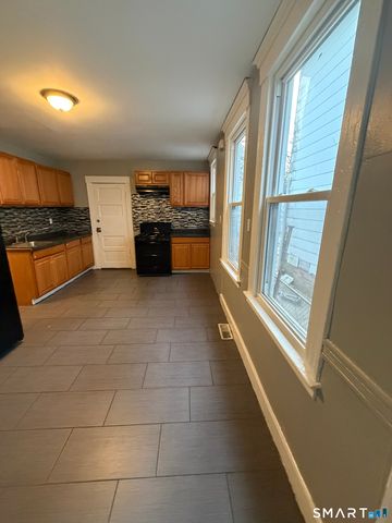 327 Newhall Street, New Haven, CT 06511