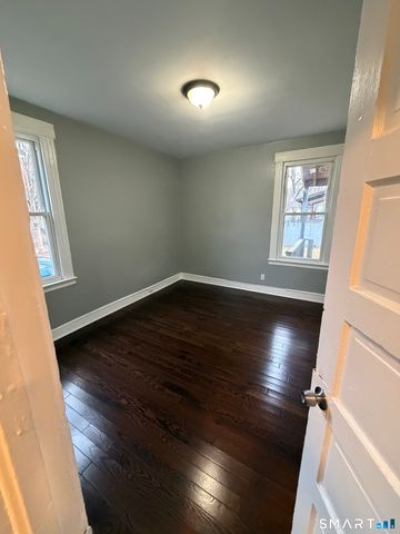 327 Newhall Street, New Haven, CT 06511