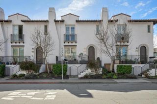 62 Cuesta Drive, Los Altos, CA 94022