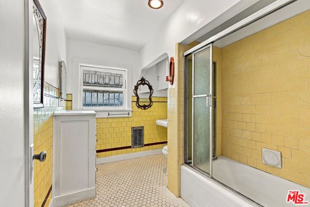412 N Bernal Avenue, Los Angeles, CA 90063