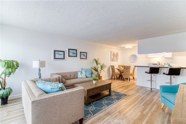 5500 Ackerfield Ave 307, Long Beach, CA 90805