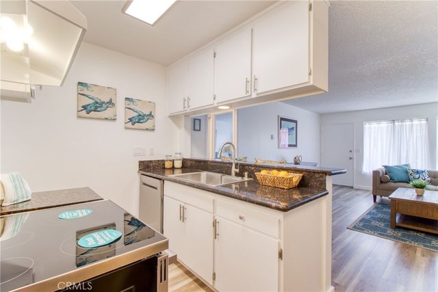 5500 Ackerfield Ave 307, Long Beach, CA 90805
