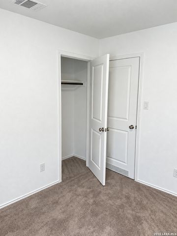 10929 Presa Way, San Antonio, TX 78223
