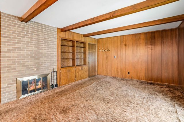 1638 Meadowlane AVENUE, Mount Pleasant, WI 53406