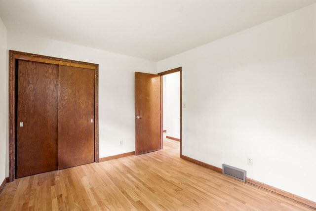 1638 Meadowlane AVENUE, Mount Pleasant, WI 53406