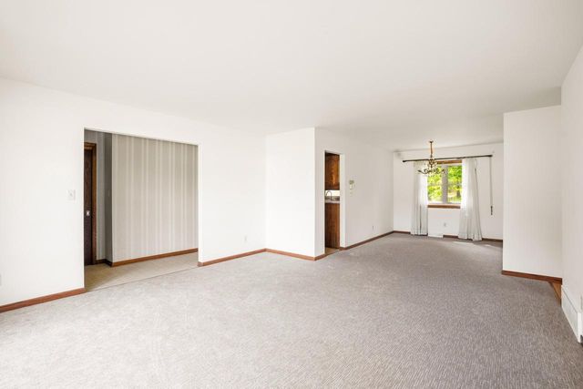 1638 Meadowlane AVENUE, Mount Pleasant, WI 53406