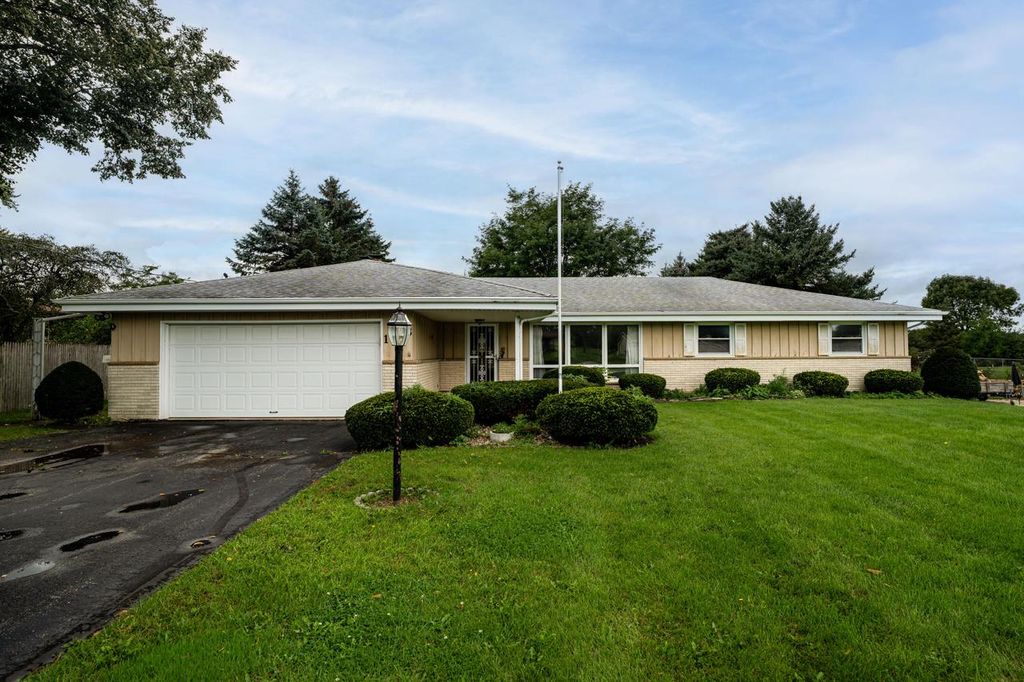 1638 Meadowlane AVENUE, Mount Pleasant, WI 53406