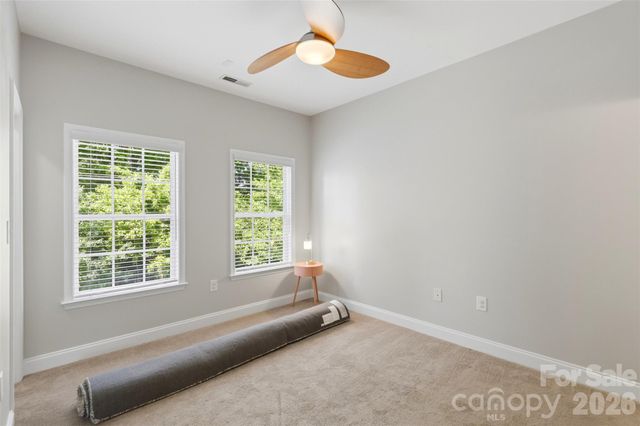 312 Park Square Place, Matthews, NC 28105