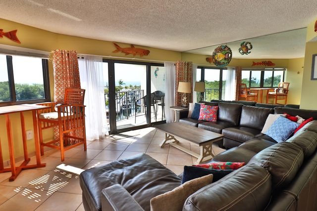 1530 Ocean Bay Dr Apt 411, Key Largo, FL 33037