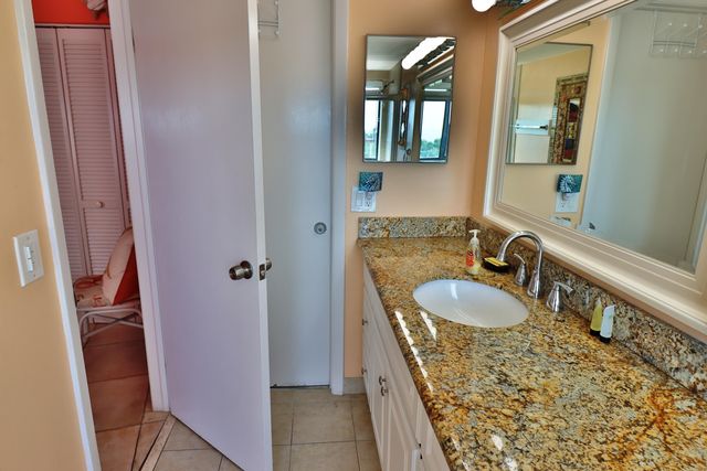 1530 Ocean Bay Dr Apt 411, Key Largo, FL 33037