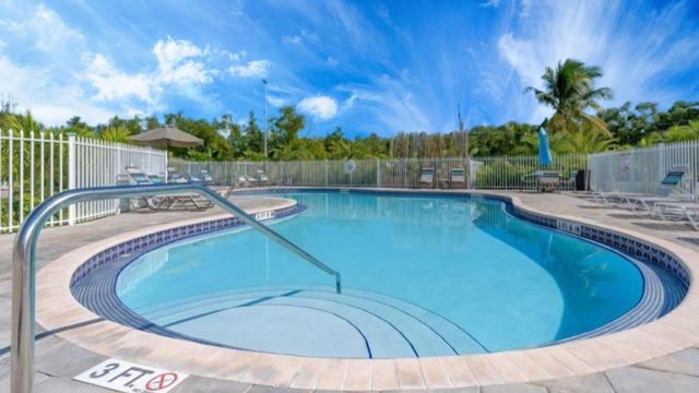 1530 Ocean Bay Dr Apt 411, Key Largo, FL 33037