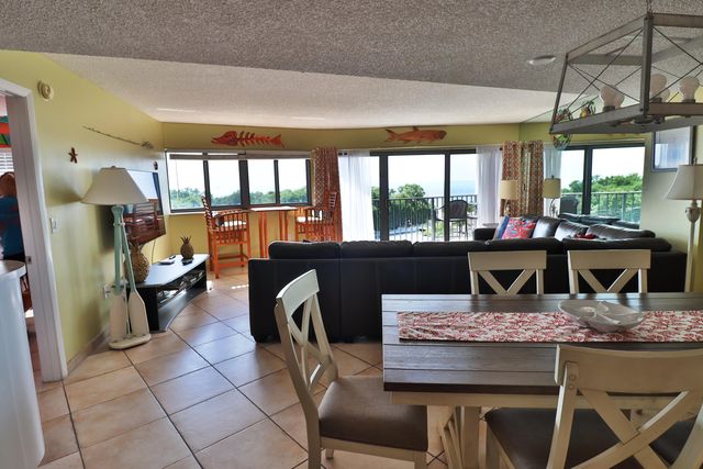 1530 Ocean Bay Dr Apt 411, Key Largo, FL 33037
