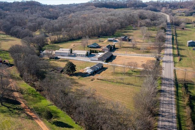 3327 Hampshire Pike, Mount Pleasant, TN 38474