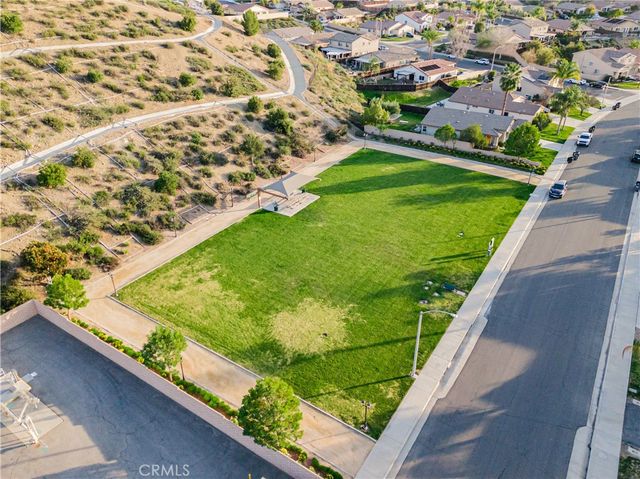 29275 Escalante, Menifee, CA 92587