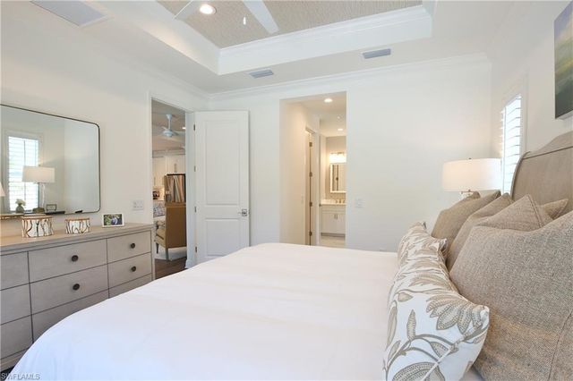 4186 Pegasus WAY, Naples, FL 34120