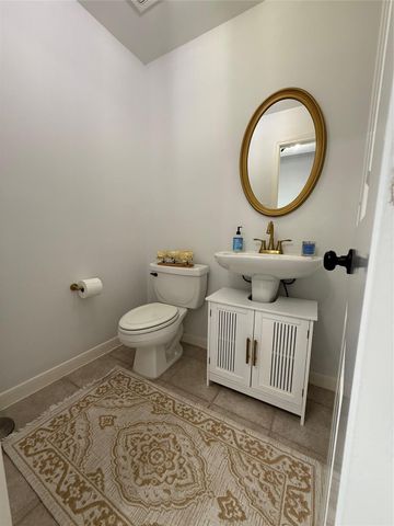 1702 Tuam Street B, Houston, TX 77004