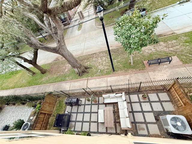 1702 Tuam Street B, Houston, TX 77004