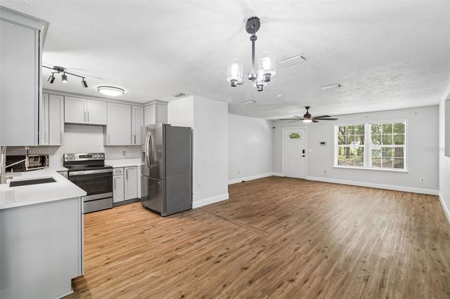 8855 SW 146TH PLACE, Dunnellon, FL 34432