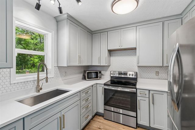 8855 SW 146TH PLACE, Dunnellon, FL 34432