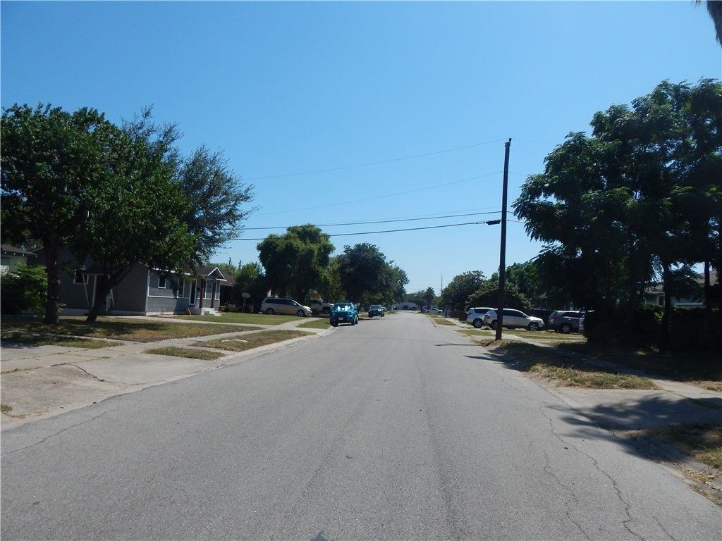 4409 Spring St, Corpus Christi, TX 78415 — photo 3
