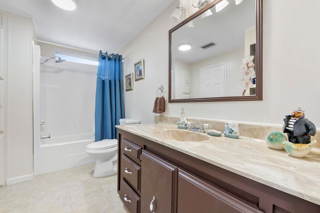 5490 SW 32nd Terrace, Fort Lauderdale, FL 33312