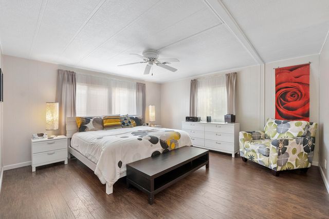 5490 SW 32nd Terrace, Fort Lauderdale, FL 33312