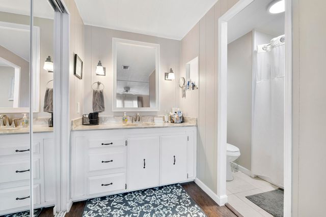 5490 SW 32nd Terrace, Fort Lauderdale, FL 33312