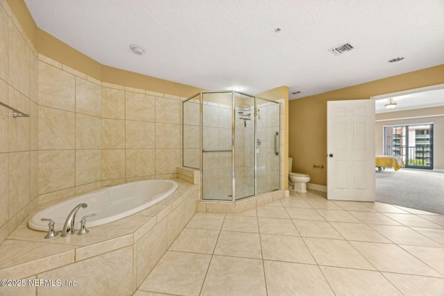 1478 RIVERPLACE Boulevard 606, Jacksonville, FL 32207