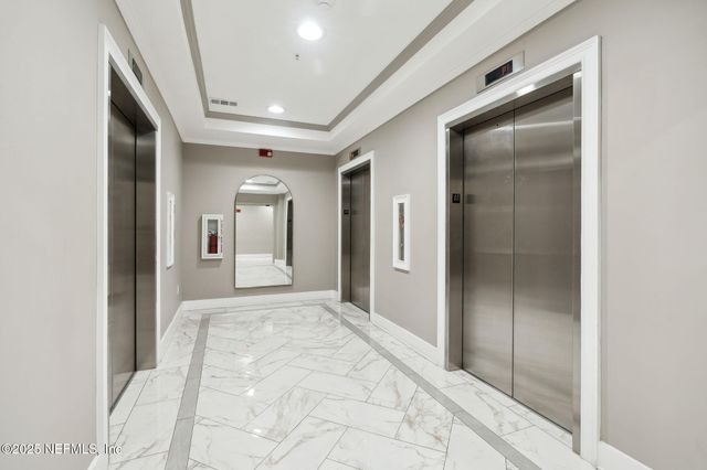 1478 RIVERPLACE Boulevard 606, Jacksonville, FL 32207