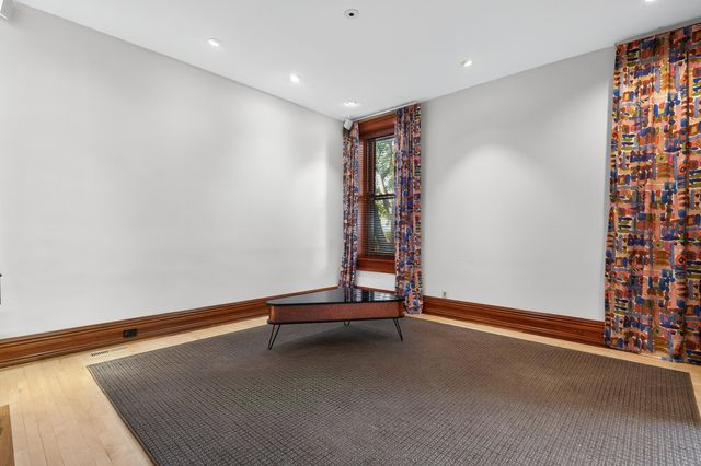 525 E 4th Street, Newport, KY 41071