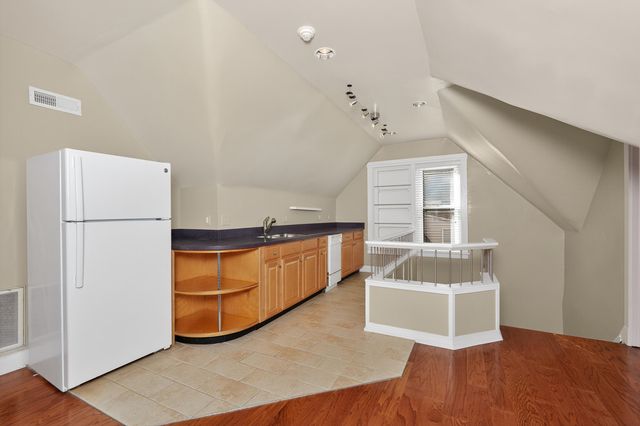 525 E 4th Street, Newport, KY 41071